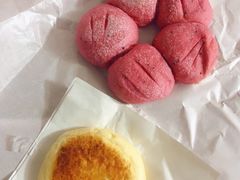 火龙果之子-木子木水日式烫面包(世界城光谷店)