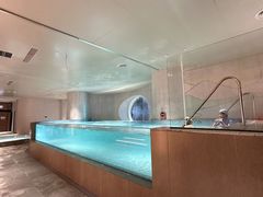 -涨巢·潮玩水疗局