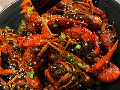 -巴厘龙虾·榜首油焖大虾(音乐学院·沿江酒馆店)