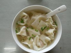 -周震馄饨