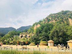 -梁家河村红色旅游区