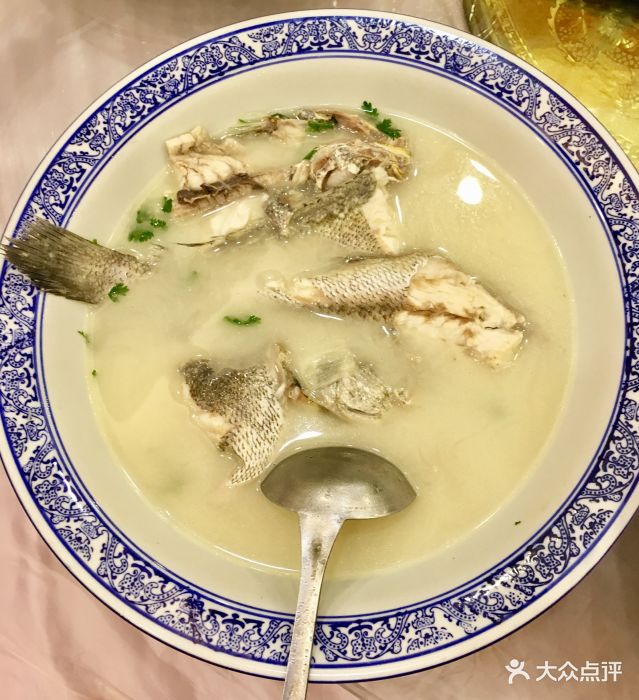 山东八大碗山东老字号乔记鱼汤图片 - 第1张