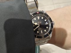 -亨得利钟表商店