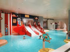 -涨巢·潮玩水疗局