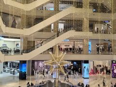 -柏威年大连购物中心