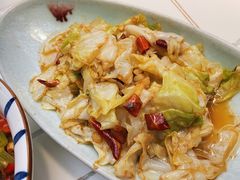 手撕包菜-阿瓦山寨·湘菜现炒·剁椒鱼头王(咸阳总店)