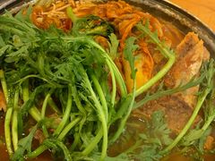 -喇喇排骨火锅·传统韩式脊骨汤(望京西园总店)
