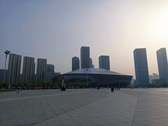 -东港音乐喷泉广场