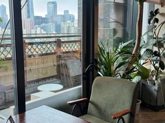 -luutosa  cafe & tea 鹿兔山