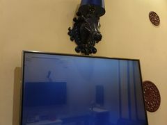 -莹乐迪量贩式KTV(祝桥店)