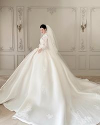 点击看大图 -拉瑞娜LaReine婚纱礼服高级定制