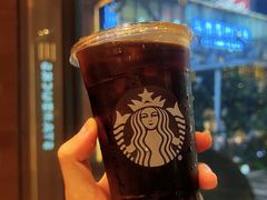 -星巴克臻选(广州高德置地秋广场店)