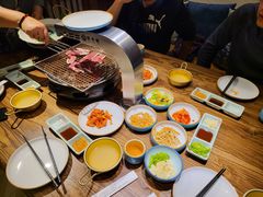 -明洞阿姨·韩式酱蟹烤肉·创意料理(三元桥店)