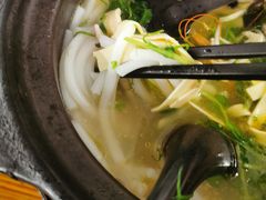 -丽虹云南过桥米线(兴工街店)