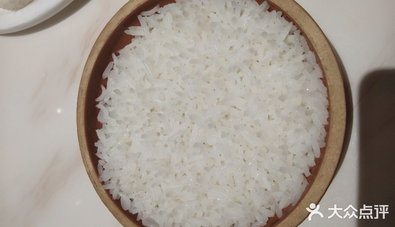 芋头份量比较小，味道还不错；辣椒炒肉偏辣，典型的湘菜