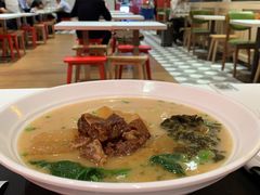 红烧牛腩面-百事佳烧鸭牛腩(上海虹桥站店)