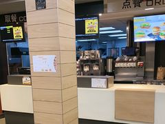 -麦当劳(外高桥DT店)