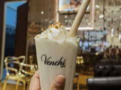 -VENCHI 闻绮(上海佛罗伦萨小镇店)