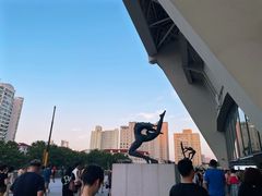 -上海体育场
