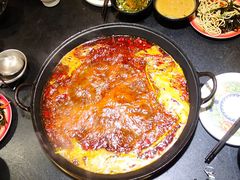 -沸炉重庆老火锅(军事博物馆店)