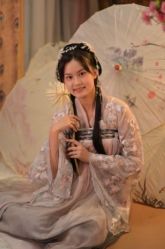 -汉仪华裳汉服馆(打浦桥店)