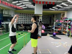 -CXFIT 陈徐健身工作室(凯旋店)