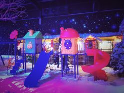 -圣名游乐城冰雪大世界