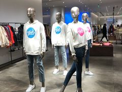 -URBAN REVIVO(西安Momopark店)