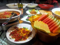 -黄泥岗·地道湖北菜(奥特莱斯店)