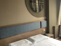 -成都宽窄巷子奎星楼街亚朵X酒店