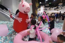 -MINI MARS KIDS CLUB亲子家庭中心(长宁天山店)