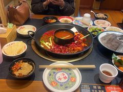 -沸炉重庆老火锅(军事博物馆店)