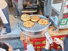 -喜洲杨记破酥粑粑