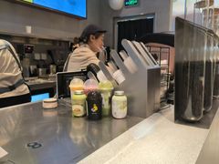 -喜茶(北京华贸购物中心店)