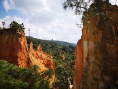 -彩色沙林风景区