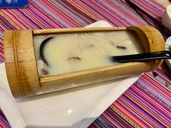 -香巴拉云南餐厅(华莱坞店)