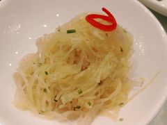 鑫鑫の金瓜海蜇皮-金八仙酒店