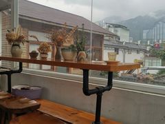 -唐咖精品咖啡(大理古城手冲店)