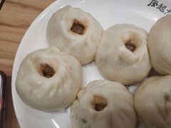 -凤起龙游老面包子(凯德晶品店)
