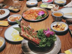 -明洞阿姨·韩式酱蟹烤肉·创意料理(三元桥店)