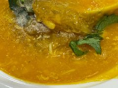 蟹粉鱼翅汤-新光酒家方亮蟹宴(黄浦店)