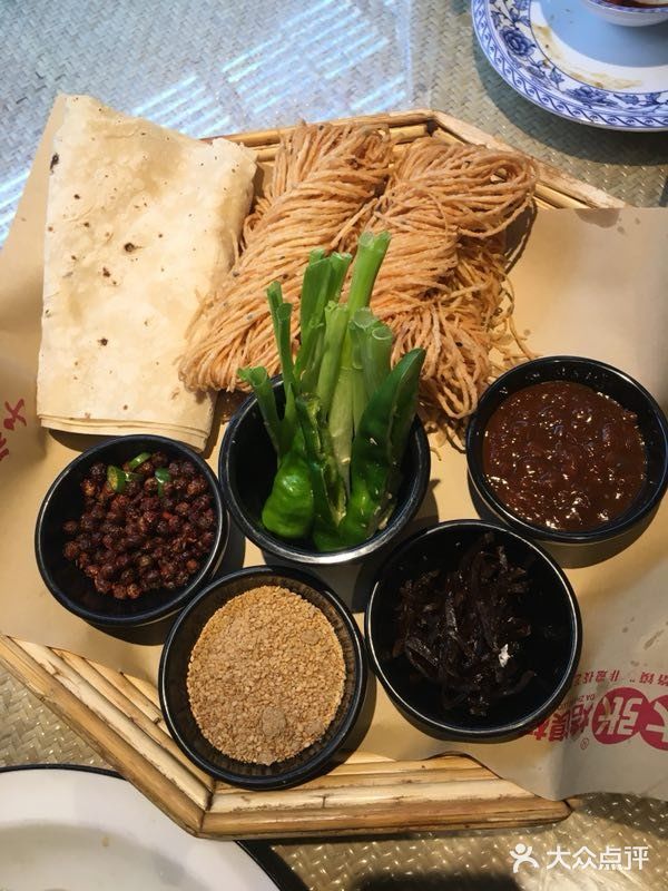 大张烙馍村(绿地店)烙馍卷馓子图片