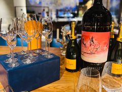 -AZUR聚(香格里拉饭店)