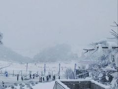 -Hopo Snow 城市滑雪空间(来福士广场购物中心店)
