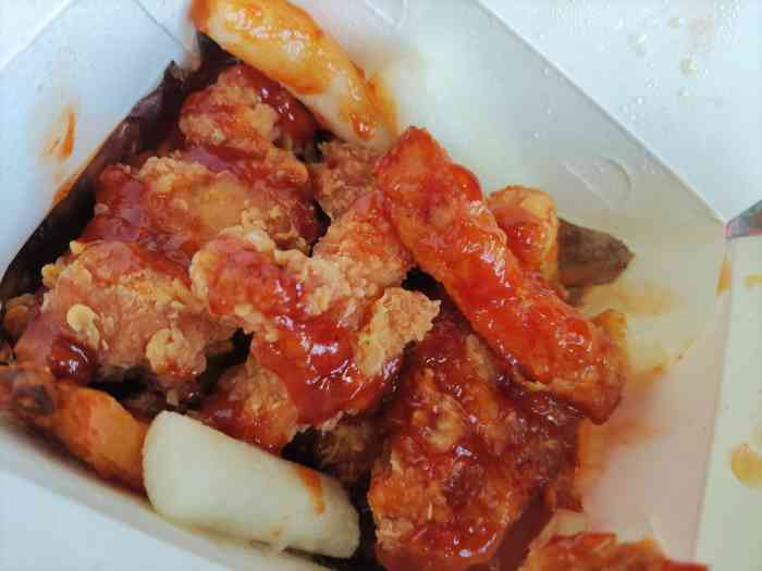 明洞街韩国炸鸡(立丰国际购物广场店)-"在立丰购物广场看电器,中午没