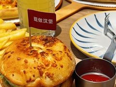 -必胜客(大坪英利店)