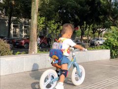 -八爪矩阵极限运动馆·儿童平衡车·感统训练(南海子公园校区)