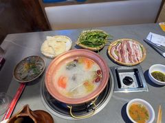 -阿婆情腊排骨火锅(古城旗舰店)