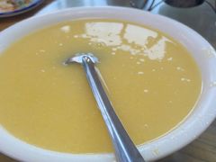 -溢心园香河肉饼总店