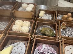 -华邑酒店·鲜艳全日自助餐厅